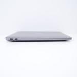 Laptop Apple Macbook Air A2179 (13-inch, 2020), Dual-Core Intel Core i3, 13.3", Rezolutie 2560x1600, 8 GB DDR4, SSD de 250 GB, Intel Iris Plus Graphics